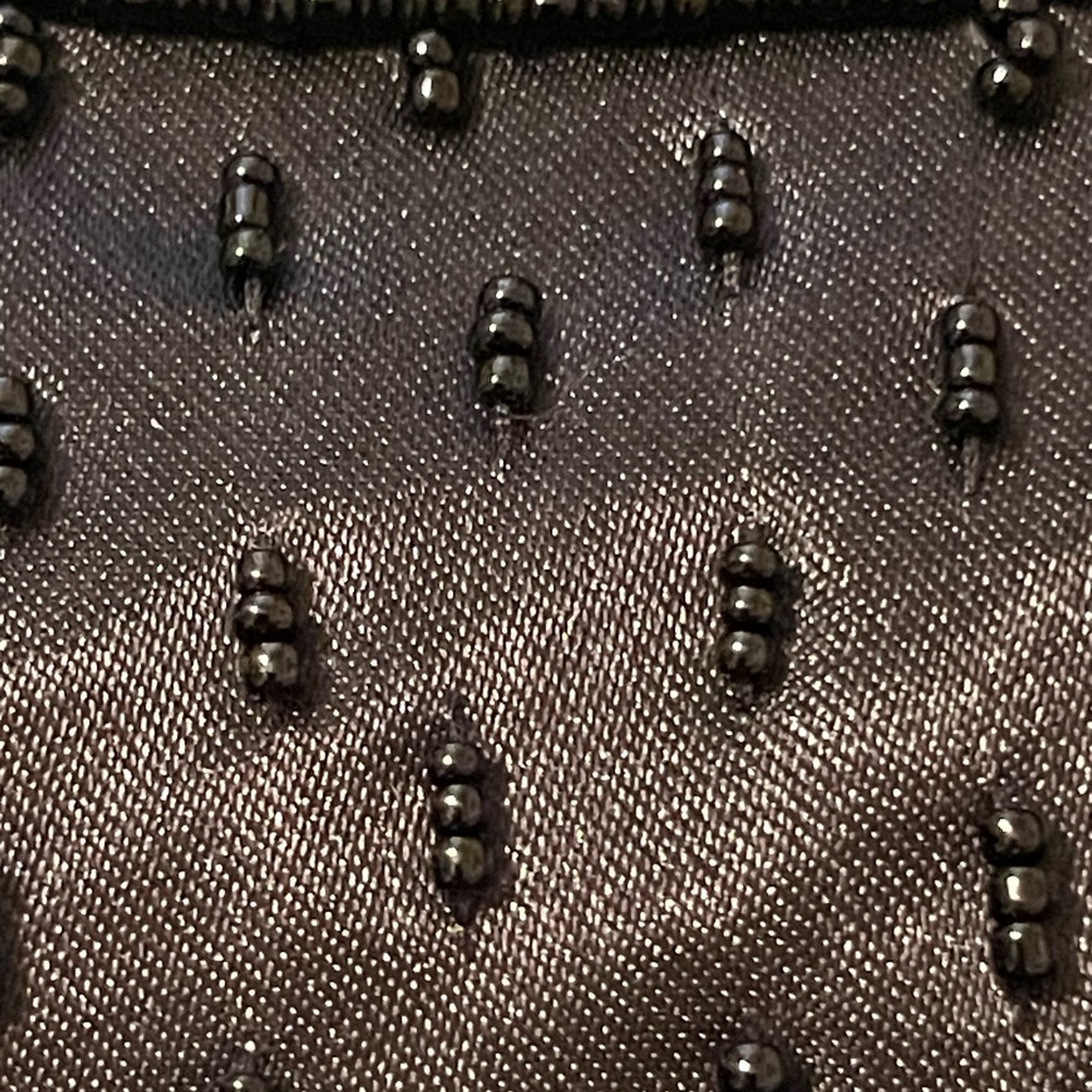 Vintage - Style Elegant Black Hand Beaded Clutch… - Picture 5 of 7